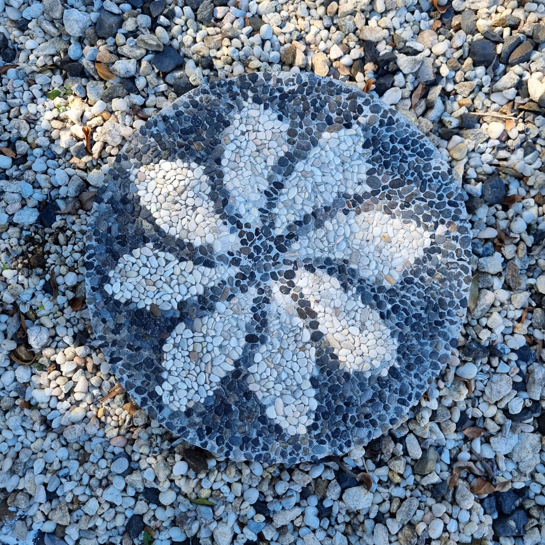 Balinese Garden Pebble Stepping Stones