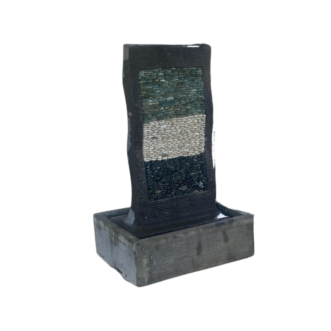 Cascading Style Pebble Design Water Feature