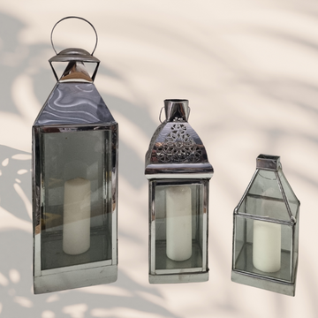 Silver Metal Lanterns Décor