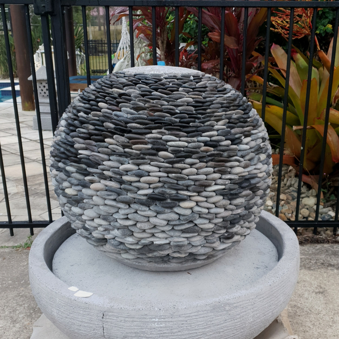 Pebble water feature 