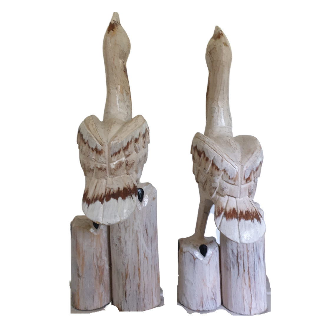 Pelican Statue Wooden Décor Set