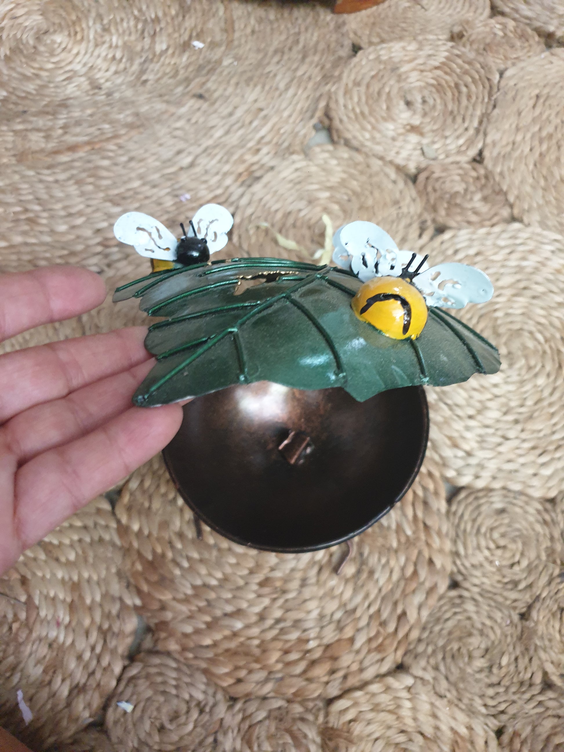 Bee Leaf Mosquito Coil Holder 