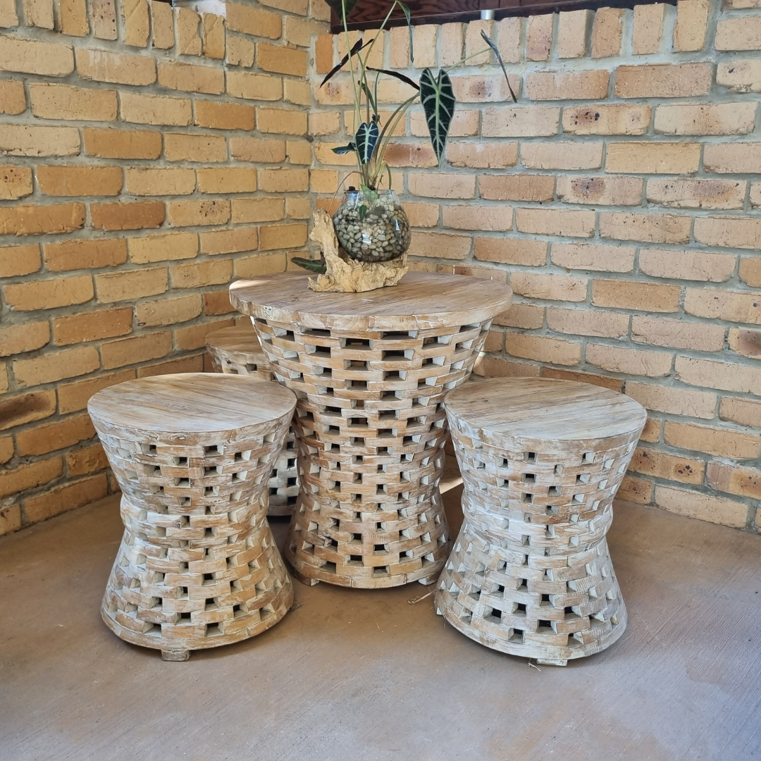 Elegant Mosaic Table Set Teak Design