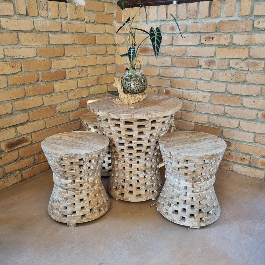 Elegant Mosaic Table Set Teak Design