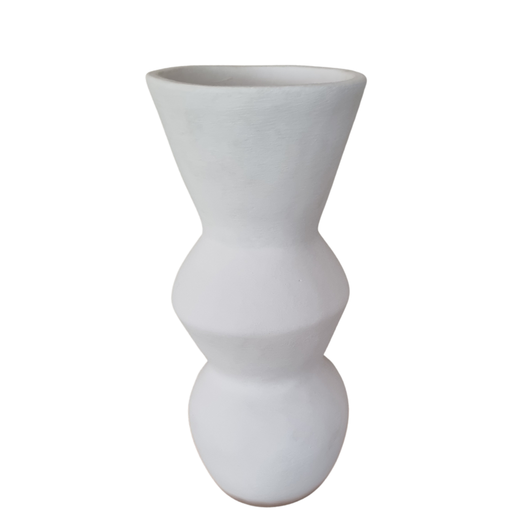 Ceramic Vase With a Touch of Class Slender Style