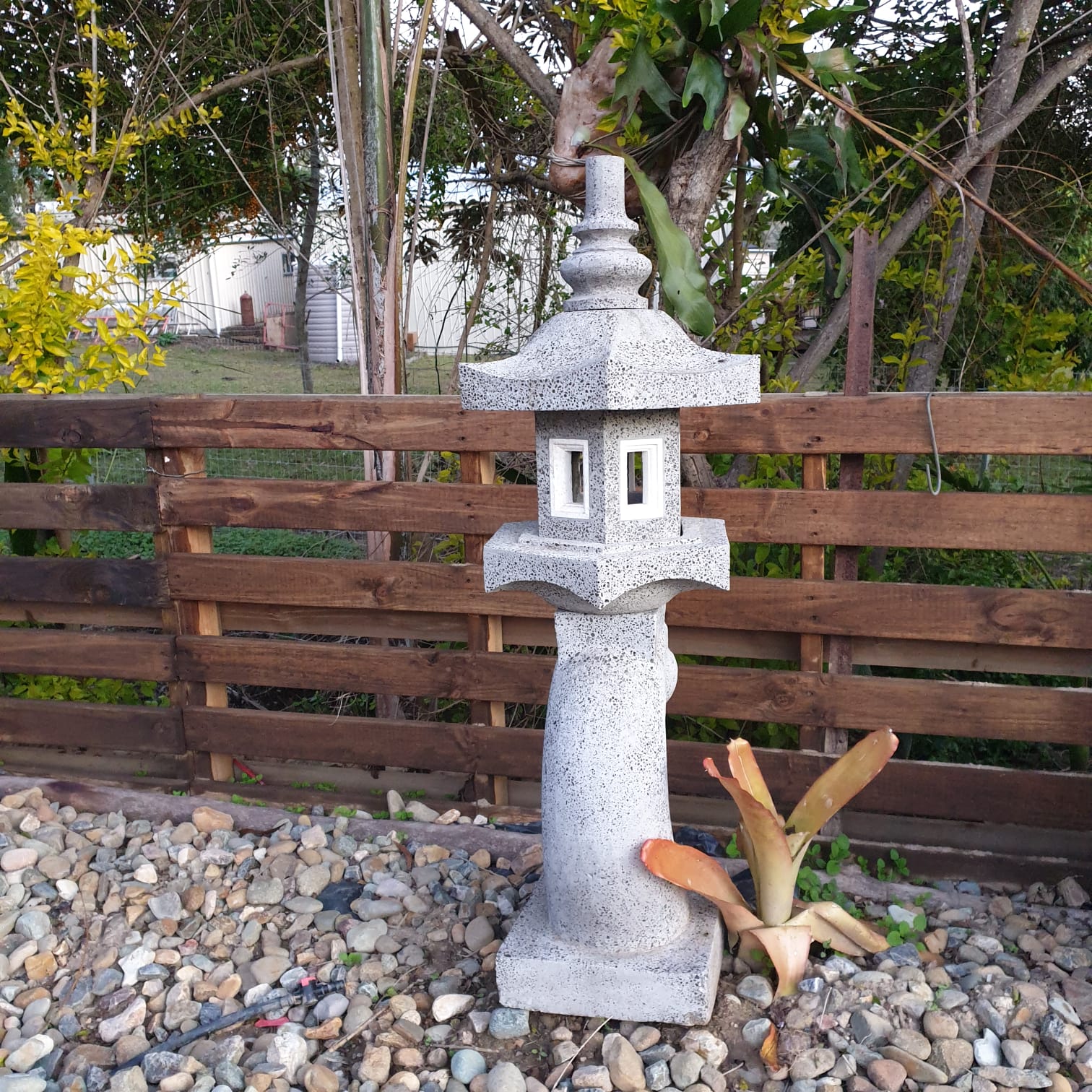 Japanese Style Garden Lantern