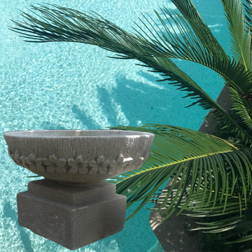 Planter - Bird Bath Garden Decor