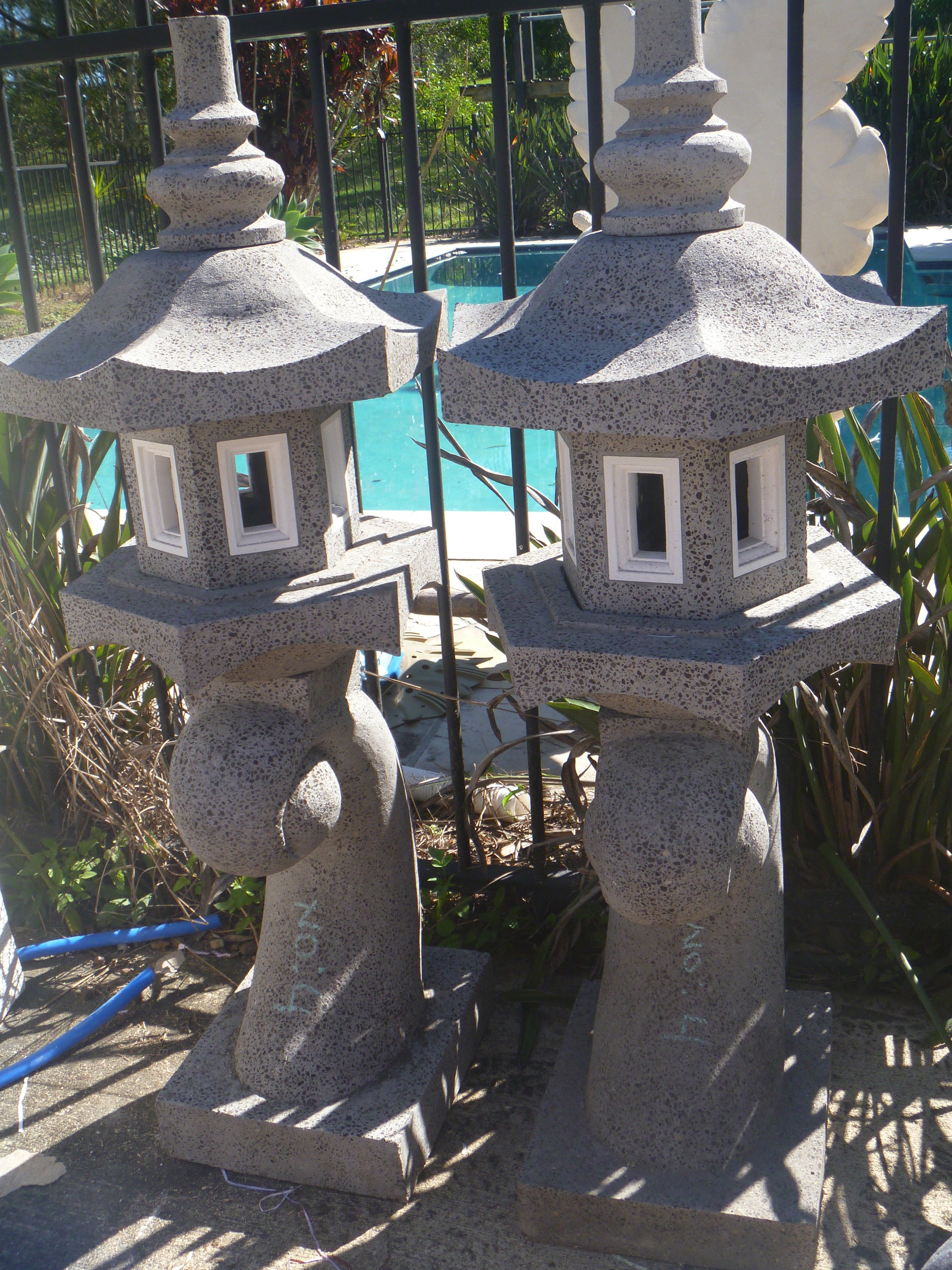 Japanese Style Garden Lantern